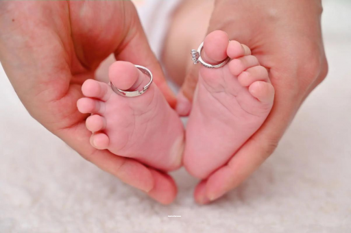 南宁孕妇两个月肚子疼